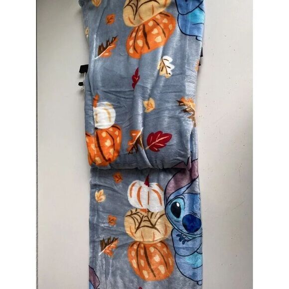 Disney Stitch Halloween Plush Throw Blanket Pumpkin  50 X 70” Autumn Fall Leaves - Picture 9 of 12